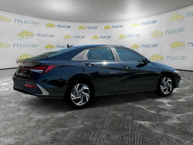 2025 Hyundai ELANTRA SEL Sport IVT