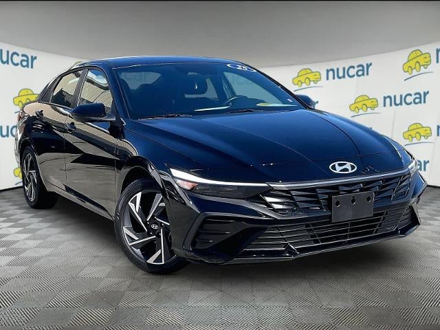 2025 Hyundai ELANTRA SEL Sport IVT