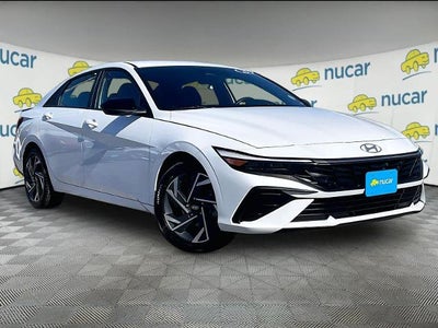 2025 Hyundai ELANTRA SEL Sport IVT