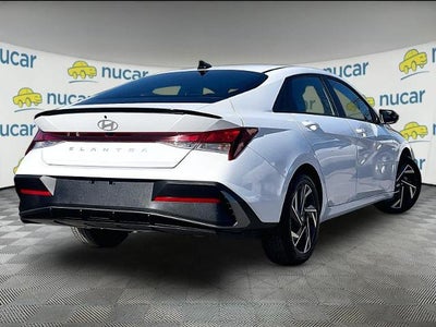2025 Hyundai ELANTRA SEL Sport IVT
