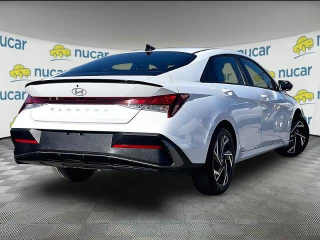 2025 Hyundai ELANTRA SEL Sport IVT