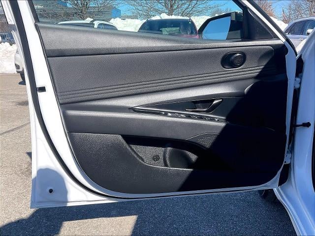 2025 Hyundai ELANTRA SEL Sport IVT