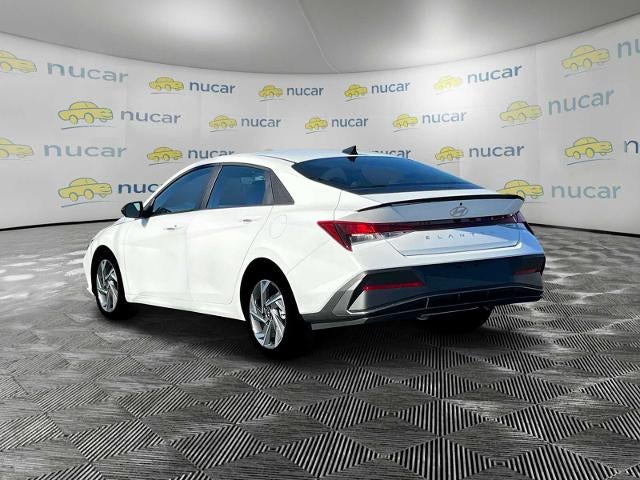 2025 Hyundai ELANTRA SEL Sport IVT