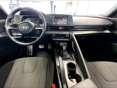 2025 Hyundai ELANTRA SEL Sport IVT