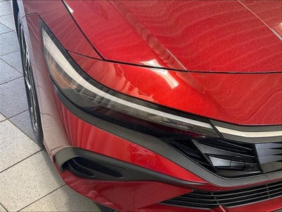 2025 Hyundai ELANTRA SEL Sport IVT
