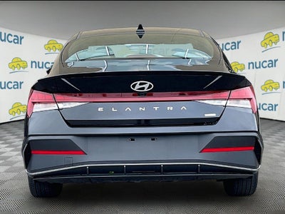 2025 Hyundai Elantra Hybrid SEL Sport