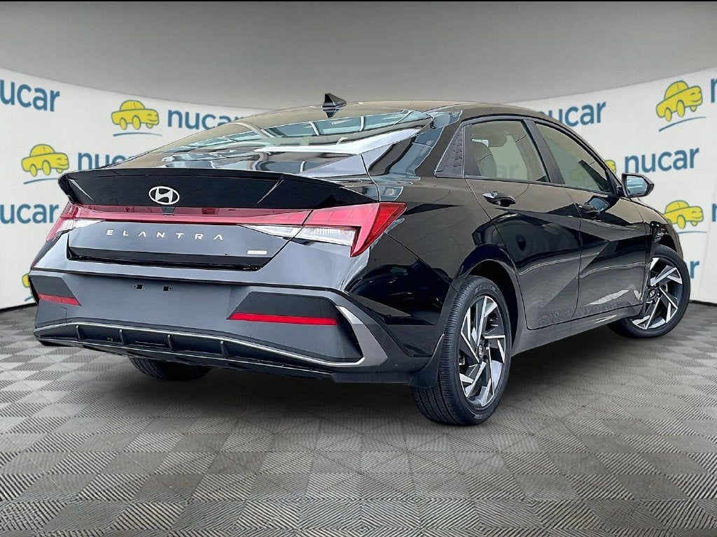 2025 Hyundai Elantra Hybrid SEL Sport