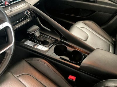 2025 Hyundai ELANTRA Limited IVT