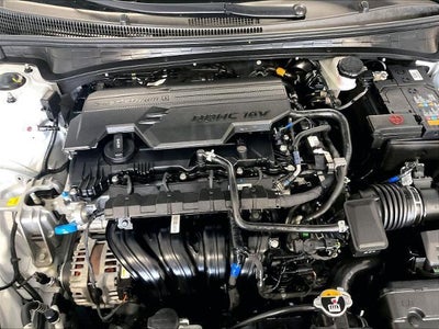 2025 Hyundai ELANTRA Limited IVT