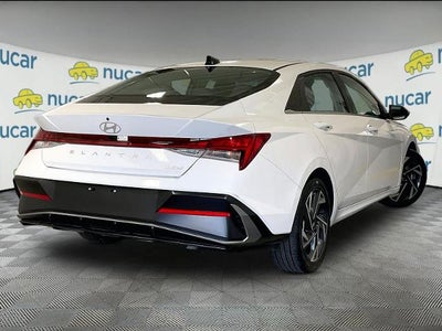 2025 Hyundai ELANTRA Limited IVT