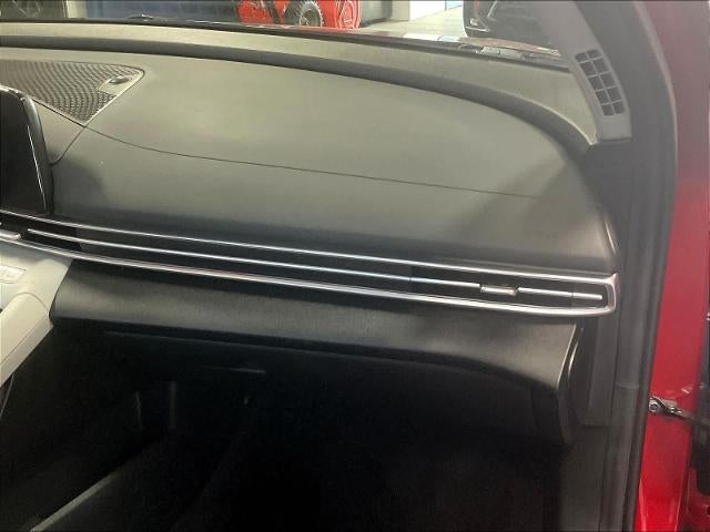 2025 Hyundai ELANTRA Limited IVT