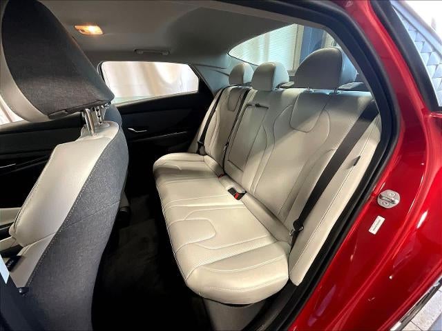2025 Hyundai ELANTRA Limited IVT