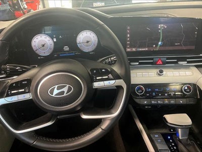 2025 Hyundai ELANTRA Limited IVT