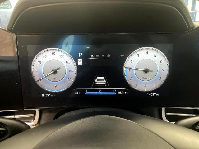 2025 Hyundai ELANTRA Limited IVT