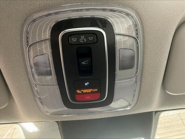 2025 Hyundai ELANTRA Limited IVT