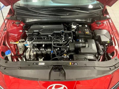 2025 Hyundai ELANTRA Limited IVT