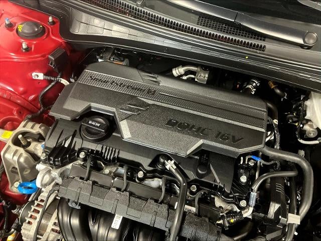 2025 Hyundai ELANTRA Limited IVT