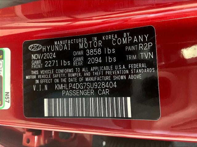 2025 Hyundai ELANTRA Limited IVT
