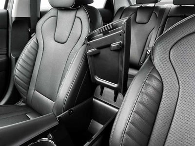 2025 Hyundai ELANTRA Limited IVT