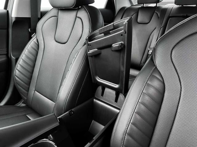 2025 Hyundai ELANTRA Limited IVT