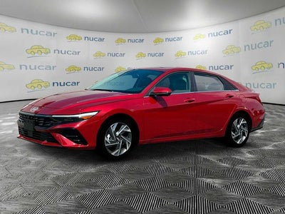 2025 Hyundai ELANTRA Limited IVT
