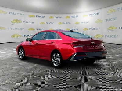 2025 Hyundai ELANTRA Limited IVT