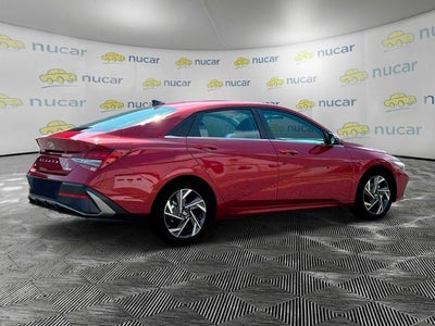 2025 Hyundai ELANTRA Limited IVT