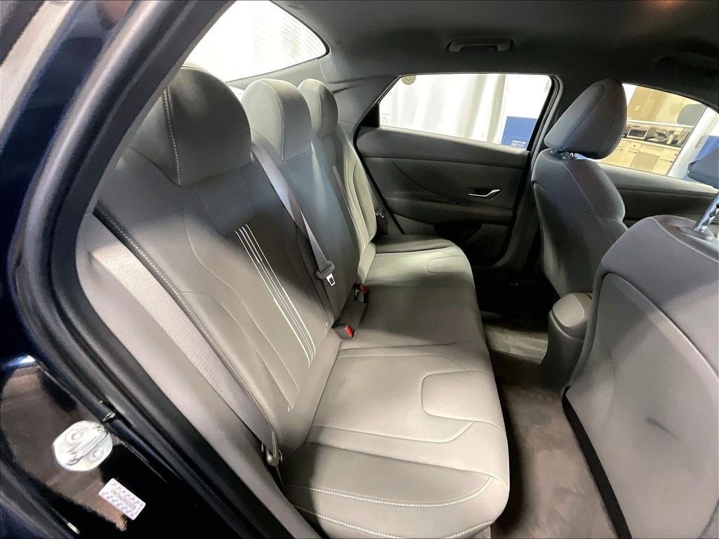 2023 Hyundai ELANTRA SEL IVT