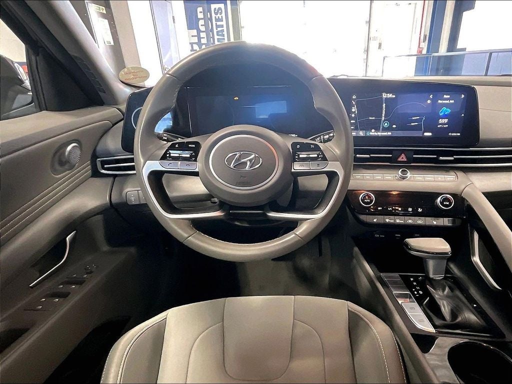 2023 Hyundai ELANTRA SEL IVT