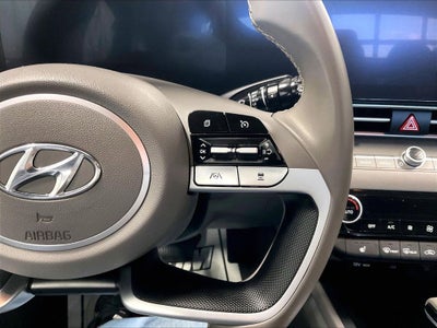 2023 Hyundai ELANTRA SEL IVT