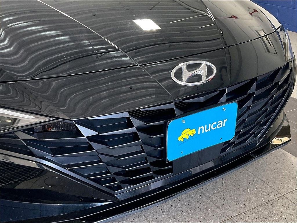 2023 Hyundai ELANTRA SEL IVT