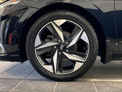 2023 Hyundai ELANTRA SEL IVT