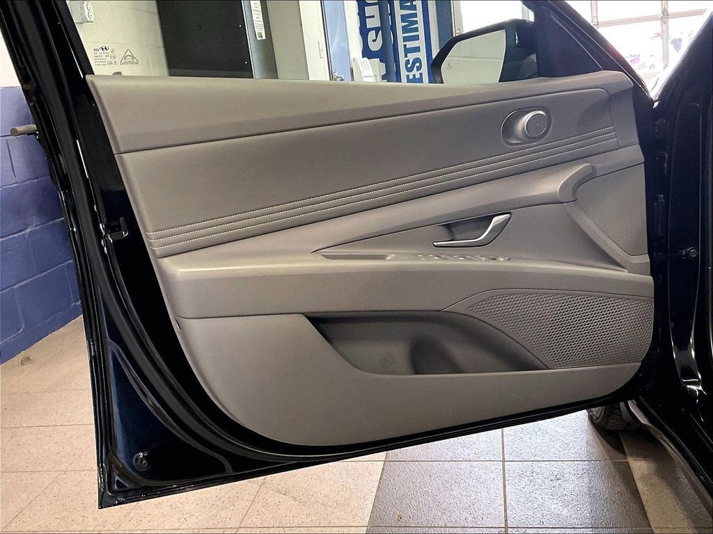 2023 Hyundai ELANTRA SEL IVT