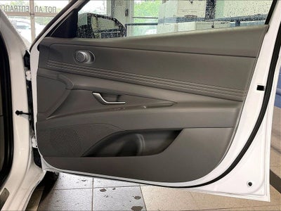 2025 Hyundai Elantra SEL Convenience