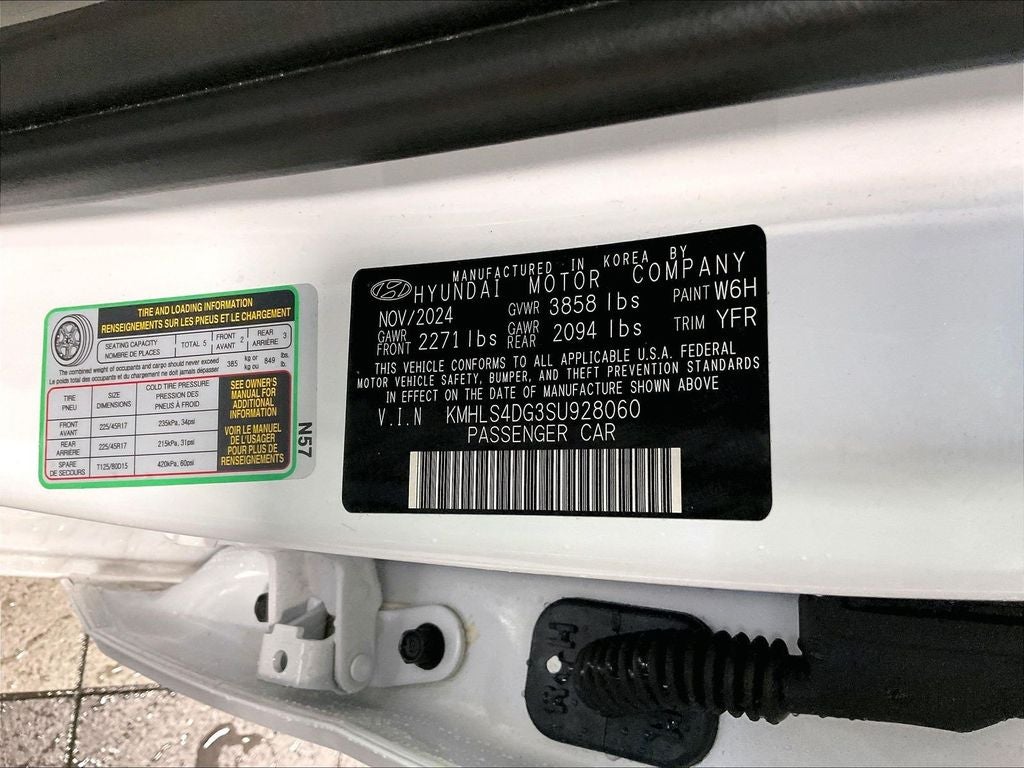2025 Hyundai Elantra SEL Convenience