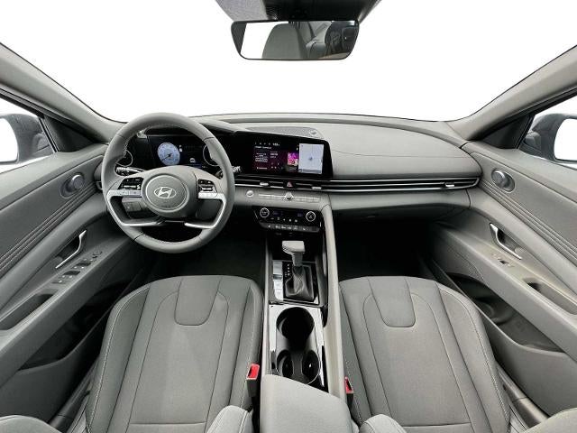2025 Hyundai ELANTRA SEL Convenience IVT