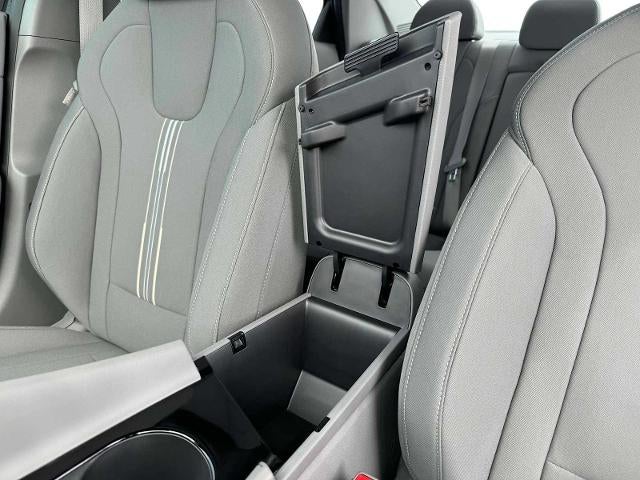 2025 Hyundai ELANTRA SEL Convenience IVT