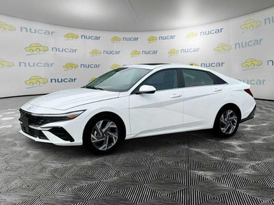 2025 Hyundai ELANTRA SEL Convenience IVT