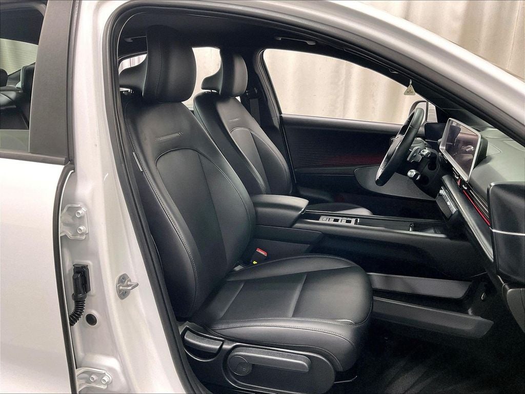 2025 Hyundai IONIQ 6 SEL