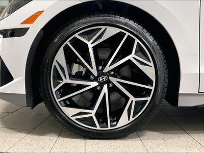 2025 Hyundai IONIQ 6 SEL