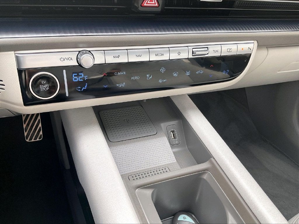 2024 Hyundai IONIQ 6 Limited