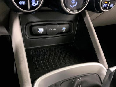 2023 Hyundai VENUE SEL IVT