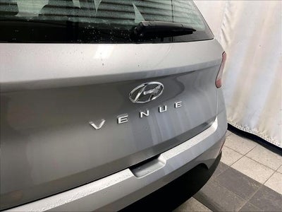 2023 Hyundai VENUE SEL IVT