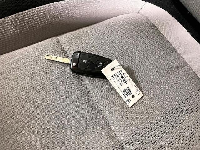 2023 Hyundai VENUE SEL IVT