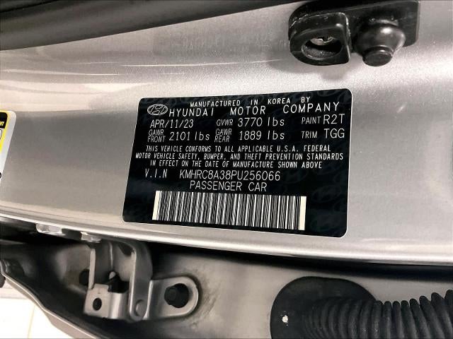 2023 Hyundai VENUE SEL IVT