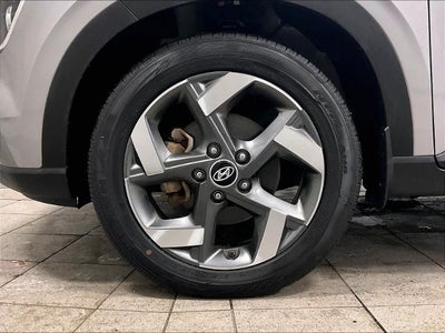 2023 Hyundai VENUE SEL IVT