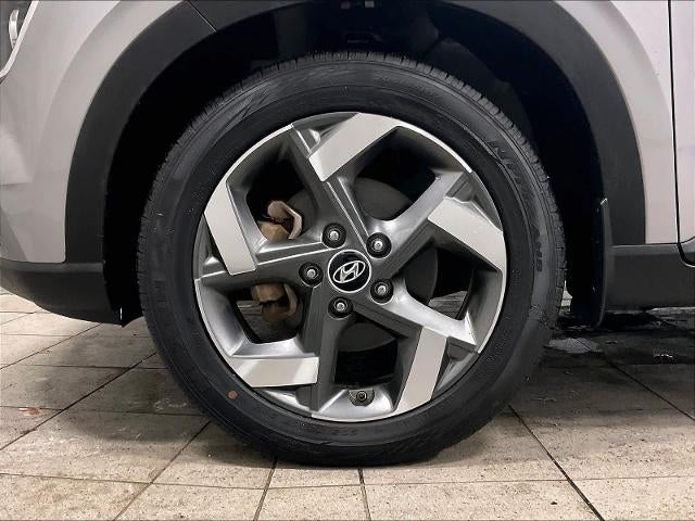 2023 Hyundai VENUE SEL IVT