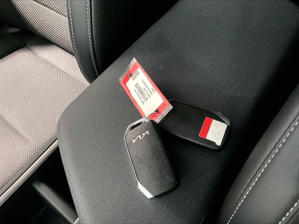 2024 Kia EV6 Light