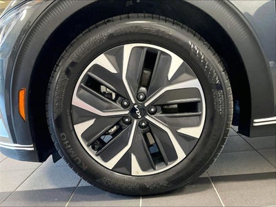 2024 Kia EV6 Light
