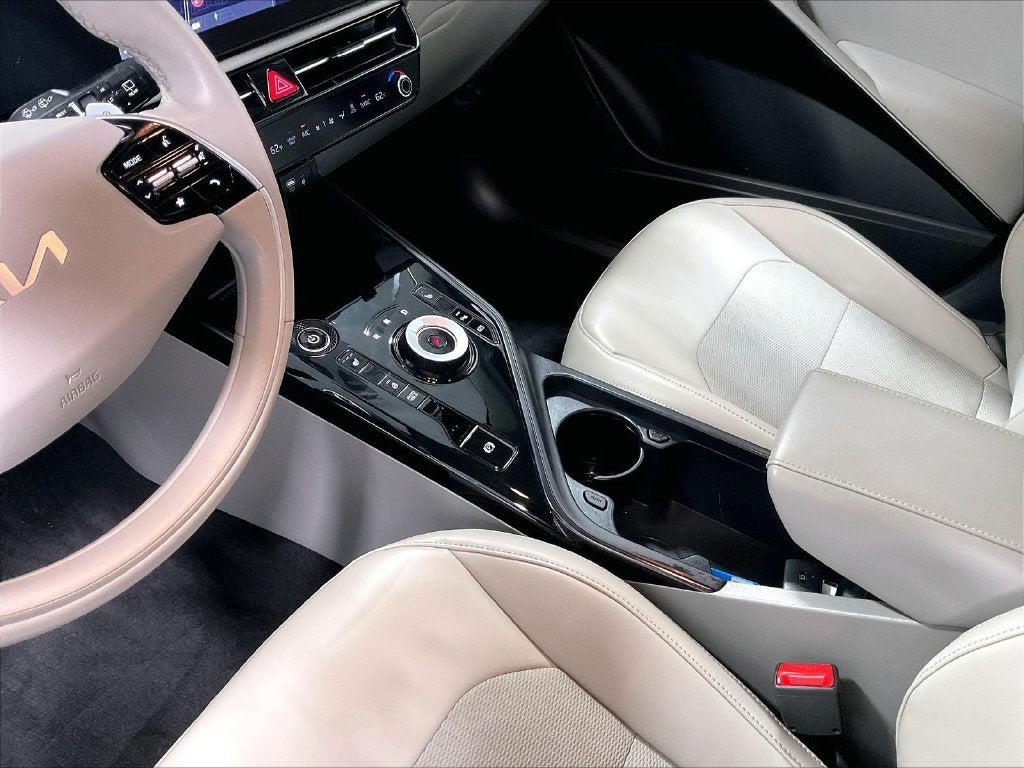 2023 Kia Niro EV Wind